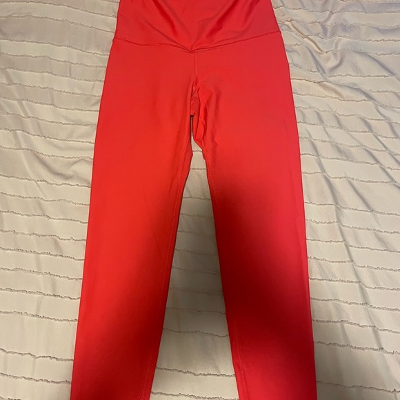 Old navy leggings - Picture 2 of 2